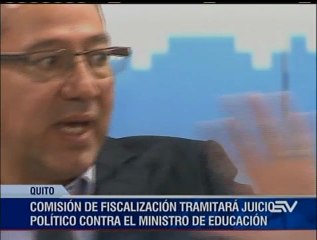 Dan paso a trámite de juicio político contra ministro de Educación