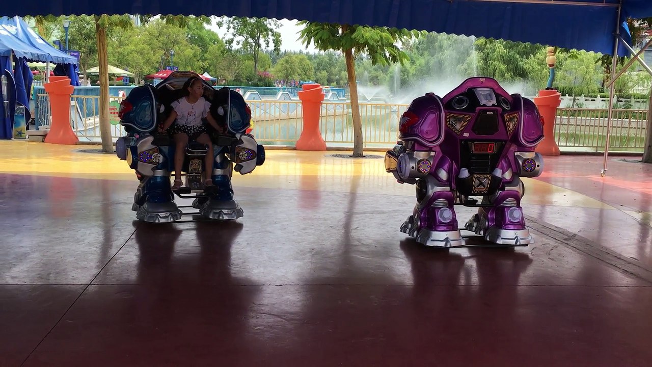 best selling robot rides in the amusement parks purchased from Beston group