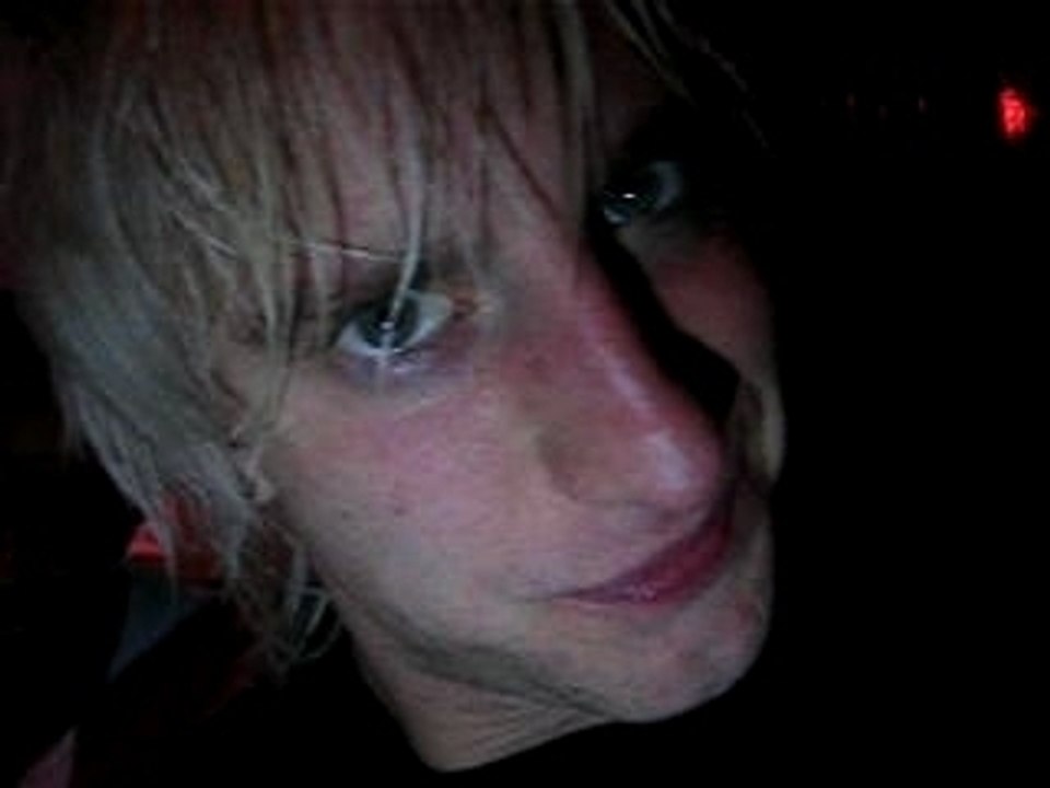 Nathan talking about Forum/River People