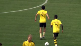Ousmane Dembele vernascht Shinji Kagawa und Sokratis Borussia Dortmund
