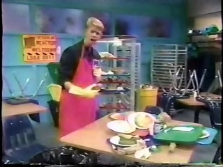 Welcome Freshmen - Season 2 - Episode 9 - Ecology