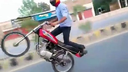 Dangerous Wheeling But With In Full Control - Amazing Video