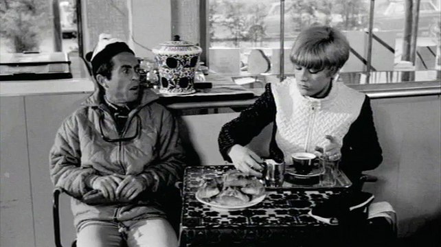 Nessuno mi può giudicare (film completo) 2da parte