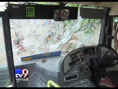 Rajkot - Protest against atrocity on dalits turns violent, one state transport bus stoned - Tv9