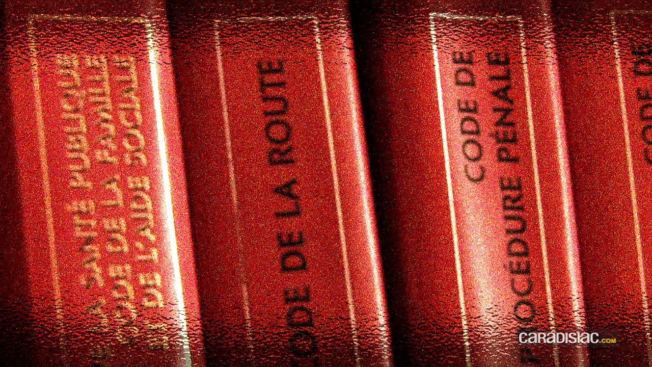 Loi : verbalisé à tort pour un feu rouge, mon cousin qui m'accompagnait peut-il témoigner en ma faveur ?