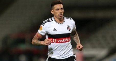 Beşiktaş Asbaşkanı Atalay: Sosa Ayrılamaz, Antrenmanlara Çıkacak