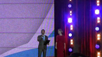 Тодес и Марина Девятова и Мето́дие  Бужо́р - Представь себе весь этот мир,Анастасия Макеева - В море ветры