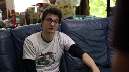 Pokemon GO car crash FAIL (NSFW)