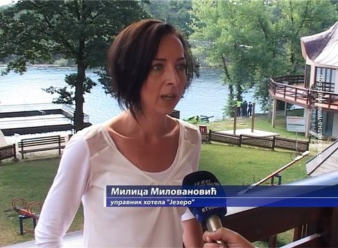 Uklanjanje podvodne trave iz Borskog jezera, 19. jul 2016. (RTV Bor)