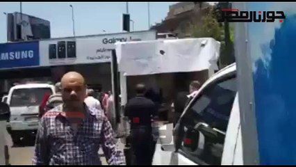 المواطنون يهربون من غلاء الأسعار لعربات السلع الغذائية