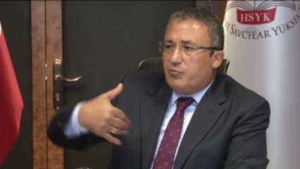 HSYK Başkanvekili Yılmaz: "İki Yıldır Yürütülen Bir Soruşturma Var"