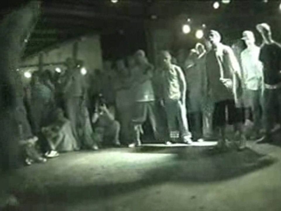 Supreme Beingz VS German guys