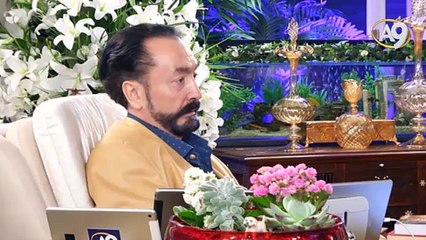 Adnan Oktar: Darbe girişimine karşı milletimiz destan yazdı.