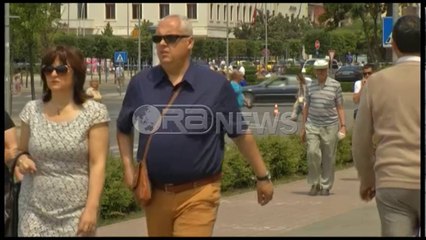 Ora News –  Mungesa e dëgjimit, Mjekët: Patologji e përhapur tek fëmijët, prindërit të kujdesen!