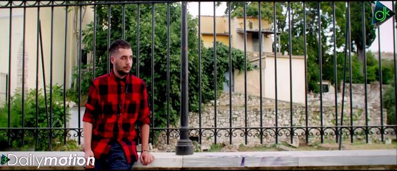 Γιάννης Κρεμάλας - Ένα Σημάδι Σου (Official Music Video)