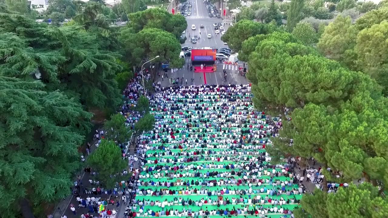 Gëzuar Fiter Bajramin (Phantom 3)
