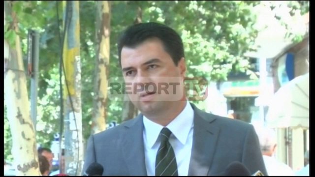 Report TV - Fiter Bajrami, Basha: Gëzuar, sot ditë shprese e besimi për të gjithë