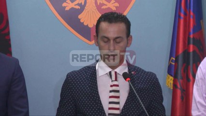 Report TV - 'Ballkani' 14 shqiptarë në pranga për drogë, mes tyre biznesmenë