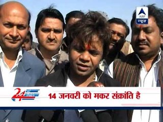 Actor Rajpal Yadav prays at Kumbh