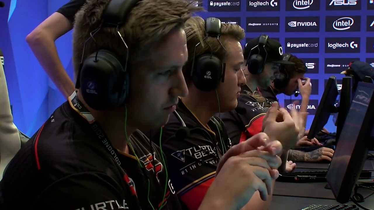 CS-GO - Fnatic vs. FaZe [Dust2] - ESL One Cologne 2016 - Group D_21