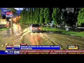 Mobil-mobil di Cirebon Mogok Akibat Banjir