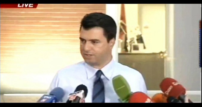 Basha flet pas mbledhjes se PD