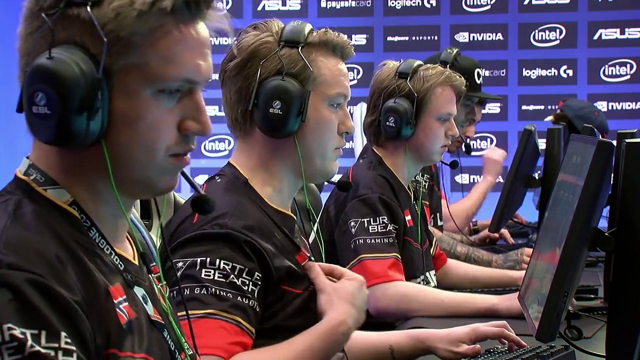 CS-GO - Fnatic vs. FaZe [Dust2] - ESL One Cologne 2016 - Group D_76