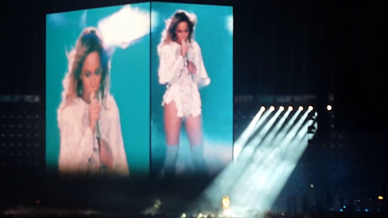 Beyoncé - Runnin' - Live Amsterdam ArenA - 16 July 2016