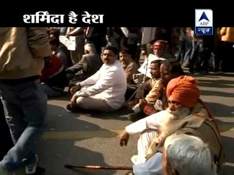 Protesters from various political parties come together for silence protest at Jantar Mantar