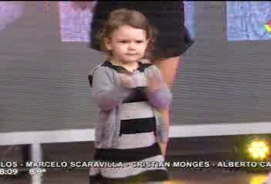 Paula en Este es el Show 5 con OLI bailando 2 - 19 de Julio