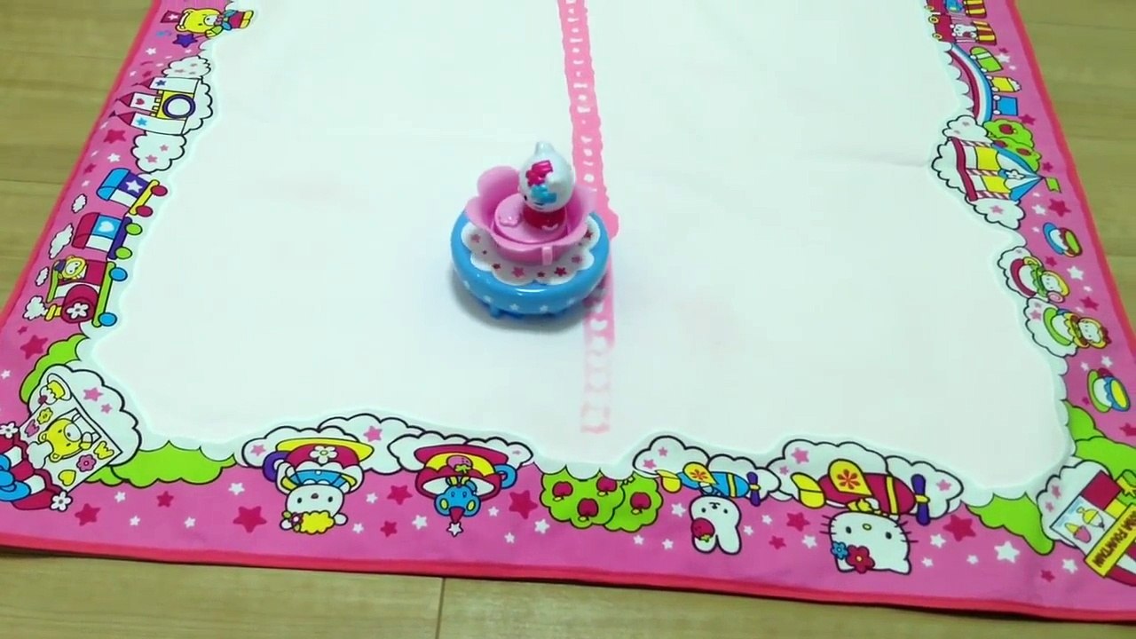 ハローキティ スイスイおえかき くるくるティーカップセット / Hello Kitty Drawing with Water