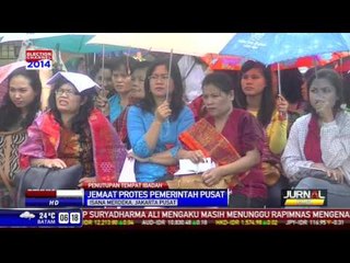 Puluhan Jemaat Beribadah di Depan Istana Merdeka Akibat Penutupan Gereja