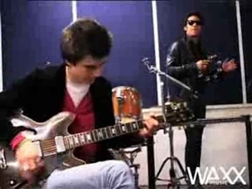 BB Brunes, Le Gang, acoustique