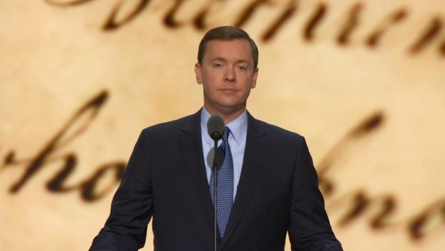 NRA lobbyist attacks Clinton's stance on Second Amendment