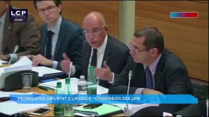 Le débat parlementaire sur l'état d'urgence dérape après une phrase d'Éric Ciotti