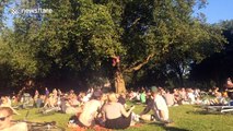 Londoners swelter and relax in London Fields during heatwave