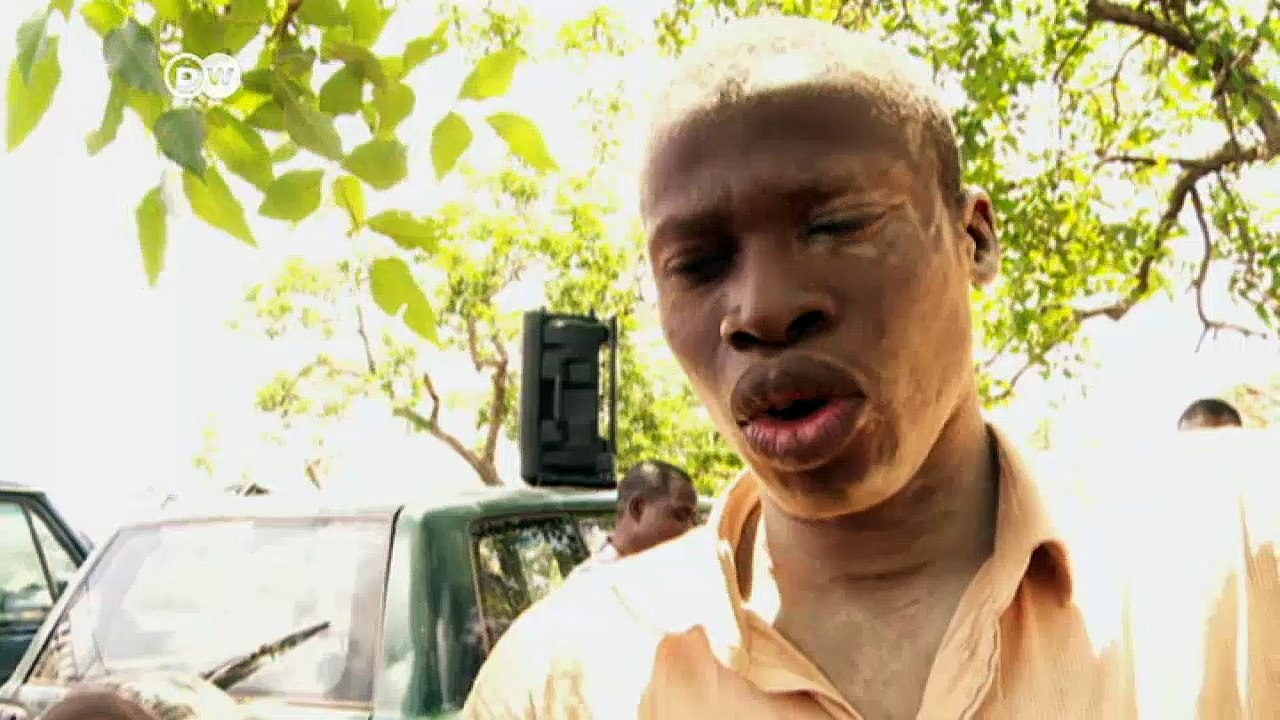 Fighting HIV in Burkina Faso gold-mining town | DW News