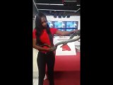 Nana Aidara de Sénégal ca kanam joue avec un serpent