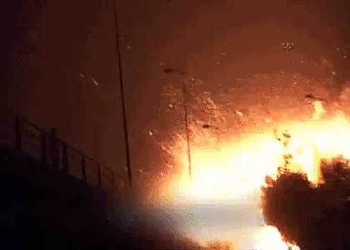 Darbe Girişimi Ankara Emniyeti bombalı saldırı anı görüntüleri izle - 15 Temmuz 2016