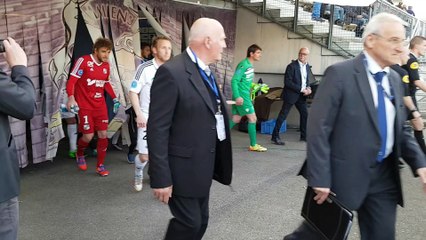 Entrée des joueurs sur le terrain