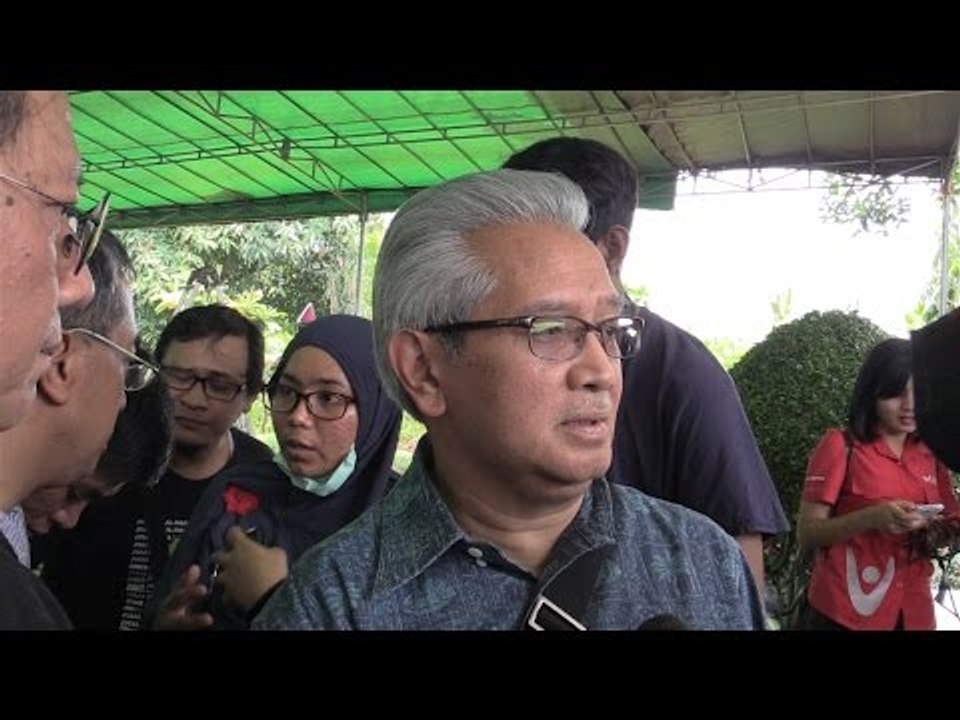 Adnan Buyung   Kalau ini Memang Jalannya, Ayah Harus Berangkat