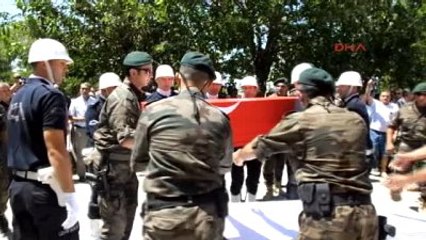 Balıkesir Ankara'nın Şehit Polislerinden Mustafa Serin Doğum Gününde Defnedildi