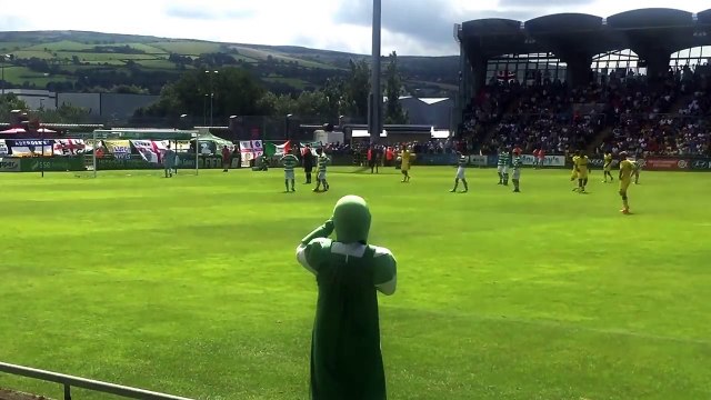 Shamrock Rovers 0 Leeds United 3 - 16-7-16 - Chris Wood penalty goal