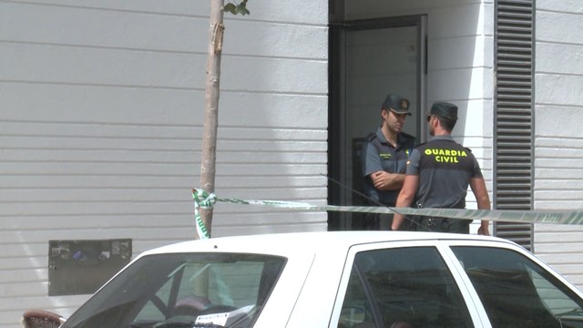 Asesina presuntamente a su pareja y agrede a sus hijos