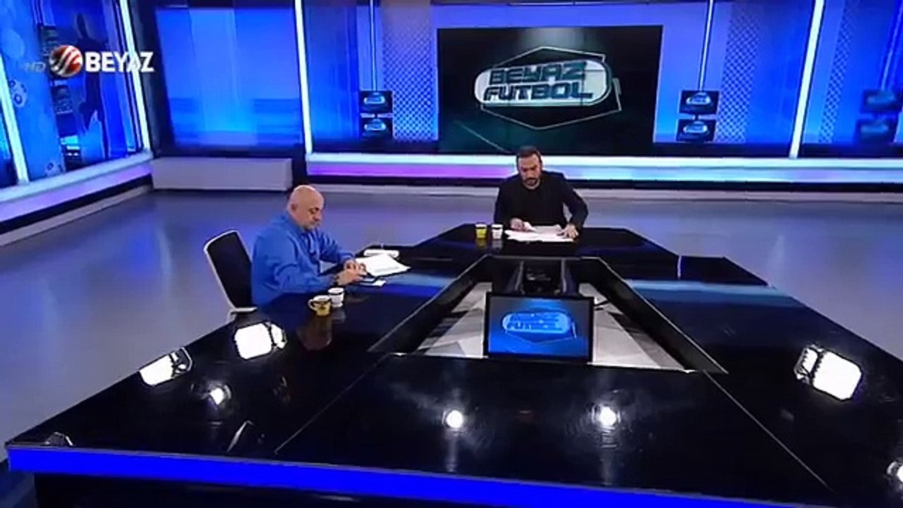 (..) Beyaz Futbol 9 Nisan 2016 Kısım 1/4 - Beyaz TV - HD izle