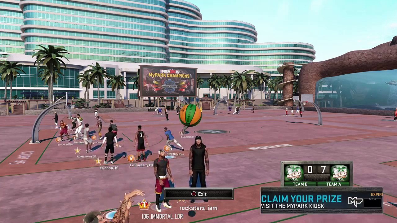 #2K16 | "MYPARK: 7'3" C - 'THE 3PARK LEGEND'" (137)