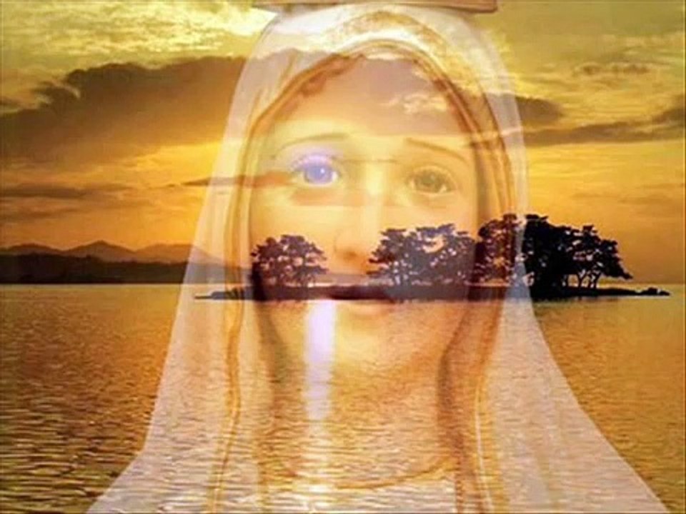 Ave María Trailer