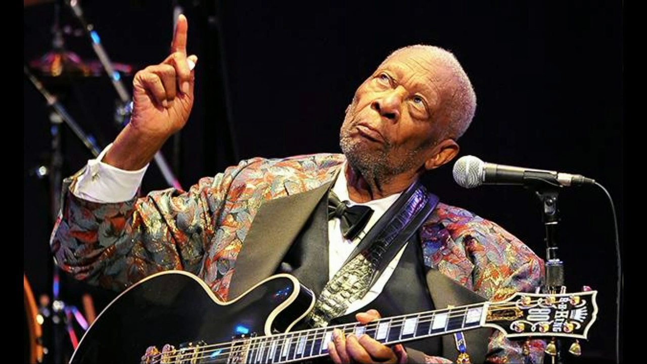 THE SHOW MUST GO ON by VINCE ROC music Queen