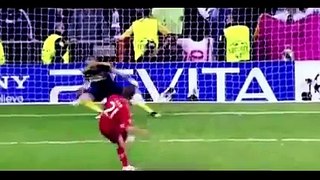 Iker Casillas vs. Manuel Neuer Goalkeeper Saves Battle #1