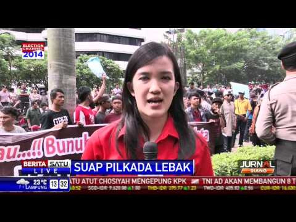 Ribuan Pendukung Atut Kepung KPK